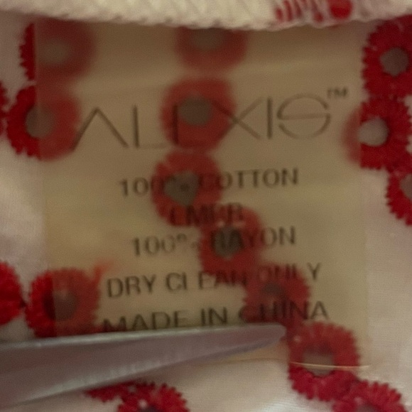 Alexis Micael Embroidered Eyelet Off-The-Shoulder Top Red White Small - Picture 7 of 13